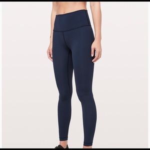 Lululemon Wunder Under True Navy: size 6